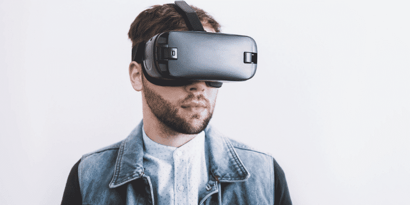 VR